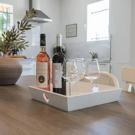 Modern In Camplong With Private Pool Félines-Minervois