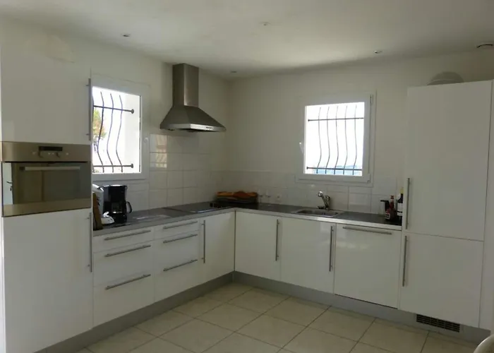 Modern In Camplong With Private Pool * Félines-Minervois